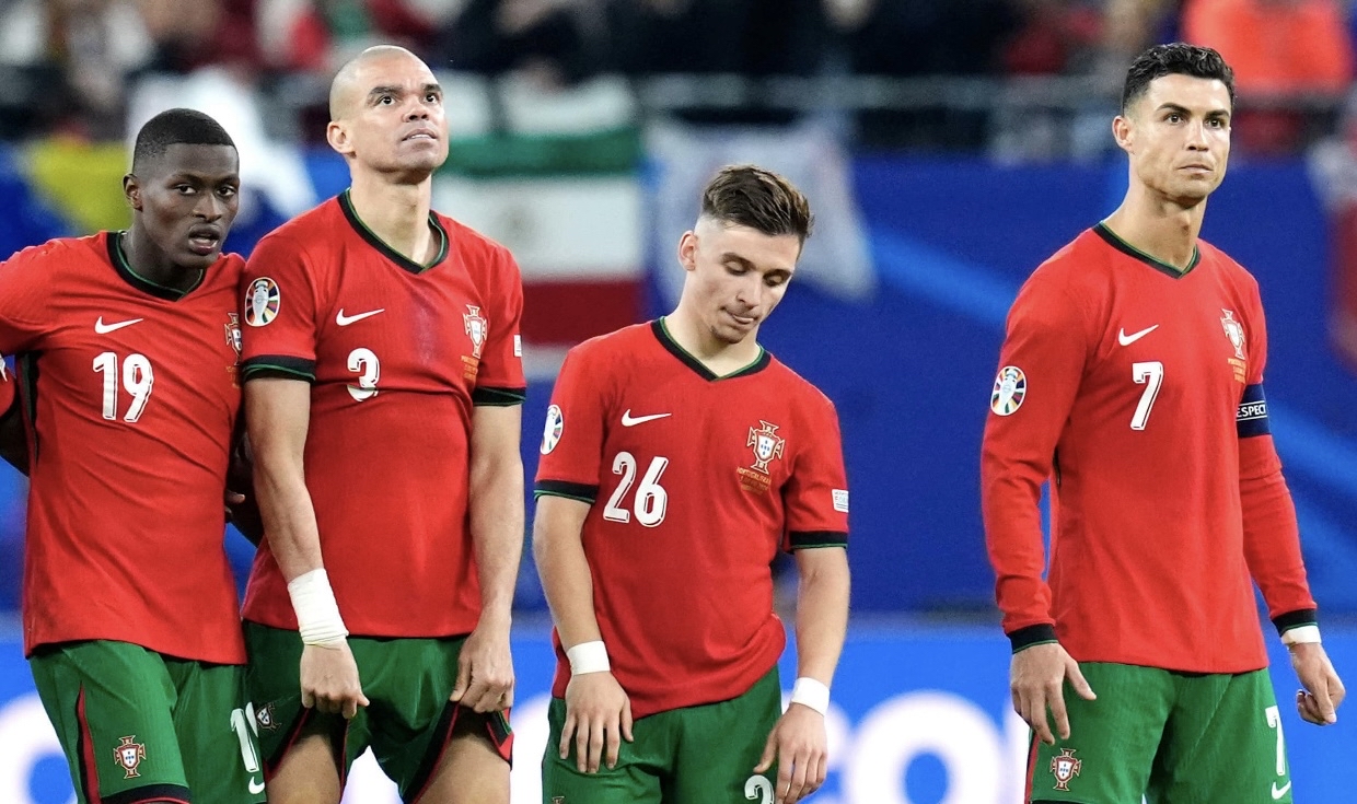 法国队碾压葡萄牙队，波尔刷新纪录