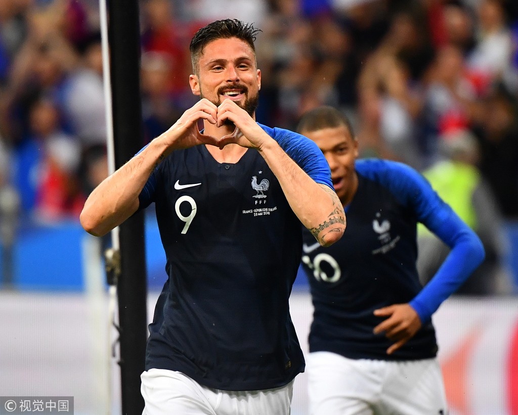 法国队完胜丹麦队，辛杜刷新纪录